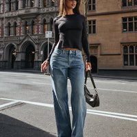 Serenitia Mid Rise Straight Leg Jeans Light Wash