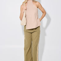 Dusky Top Sand