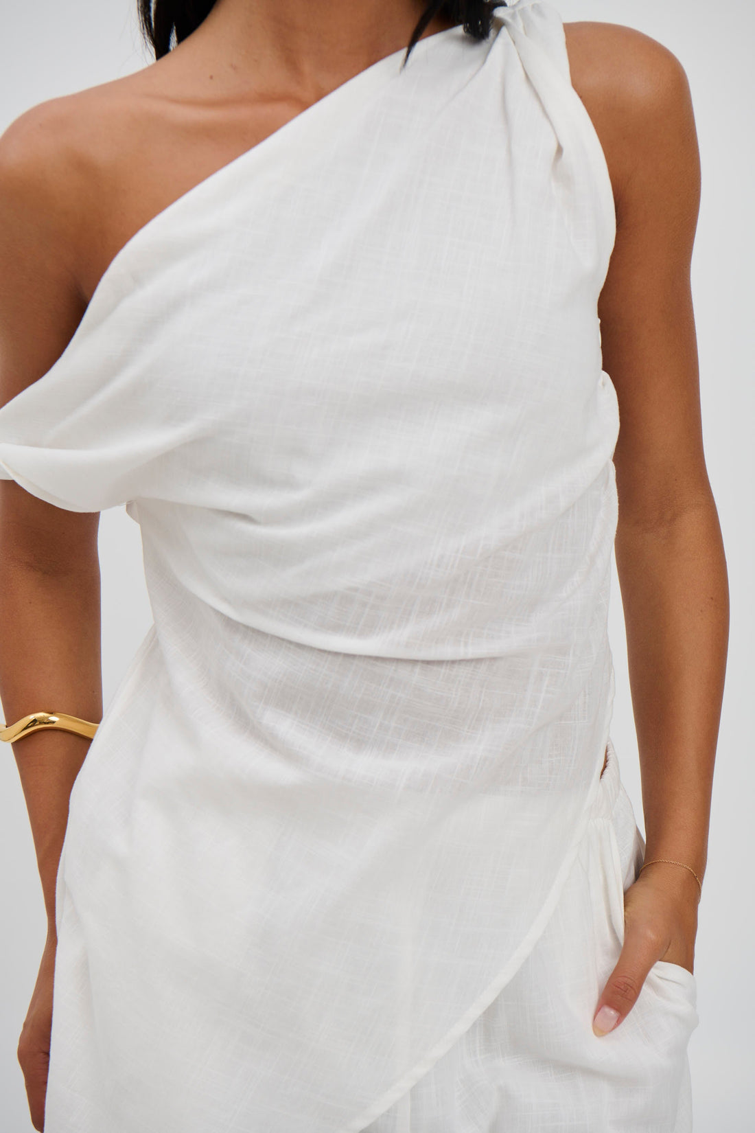 Tasi Set White