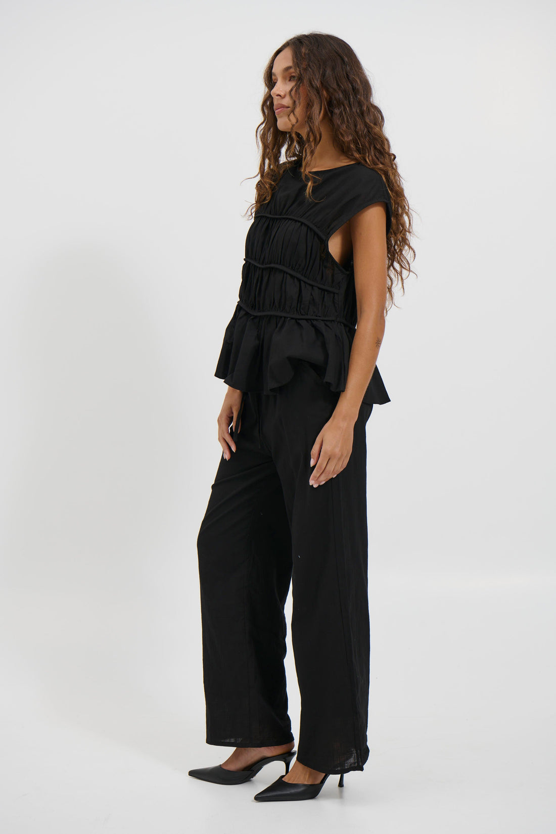 Cara Set Black