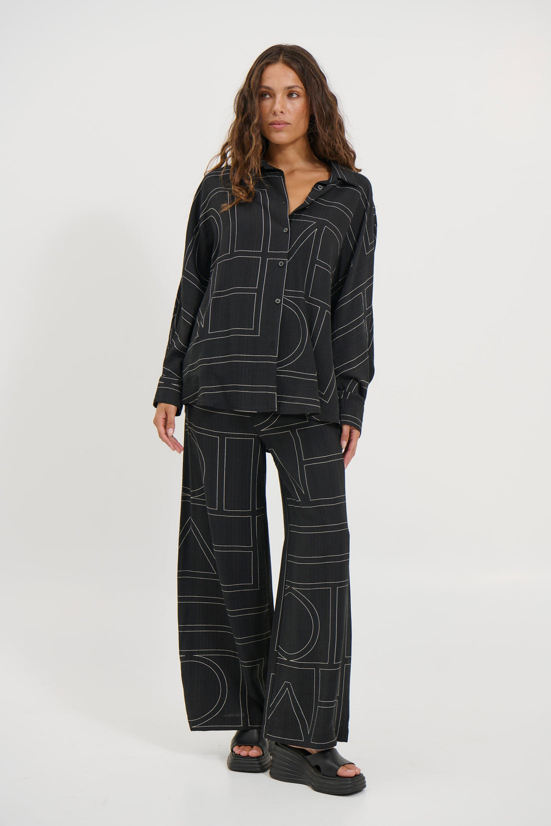 Tassie Long Sleeve Top Black