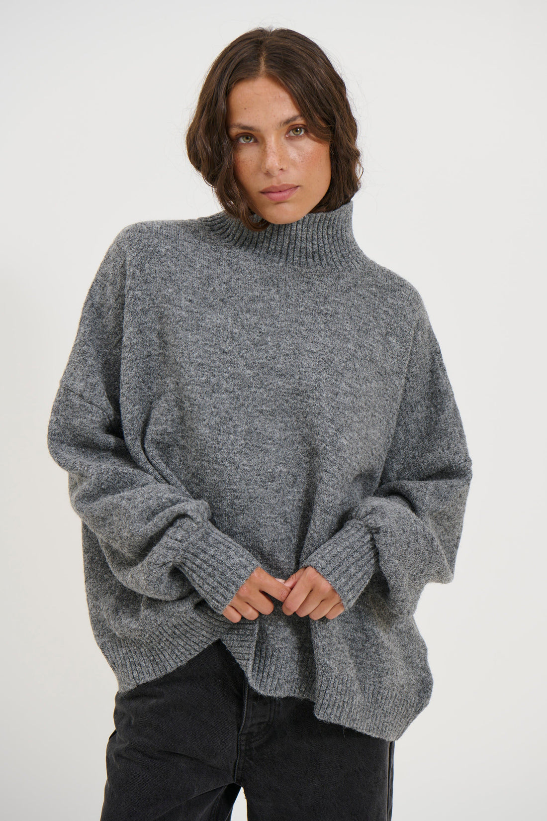 Pamela Knit Dark Grey