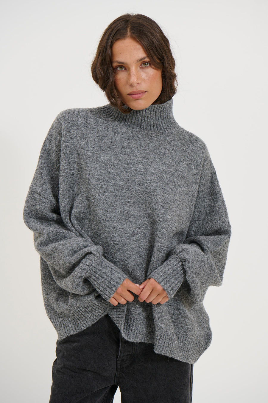 Pamela Knit Dark Grey