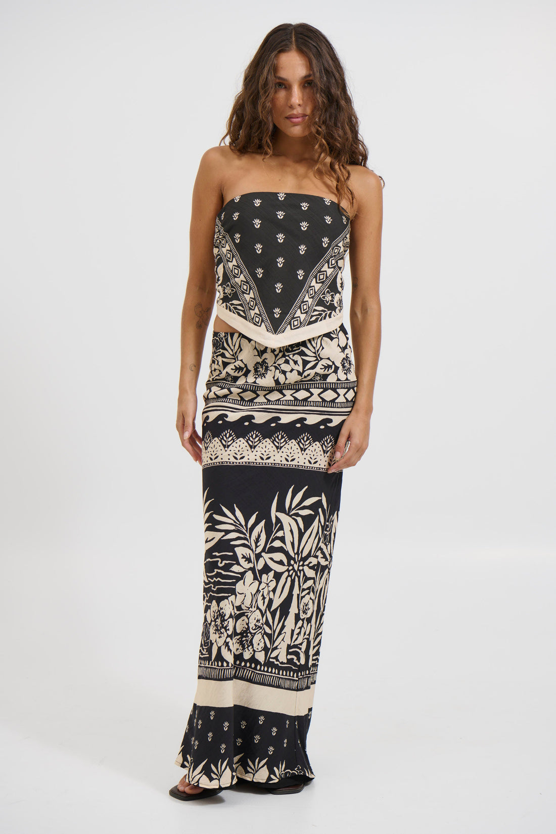 Miranto Maxi Skirt Milosa Black