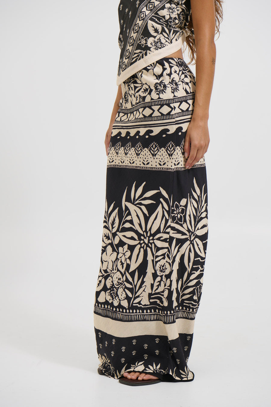 Miranto Maxi Skirt Milosa Black