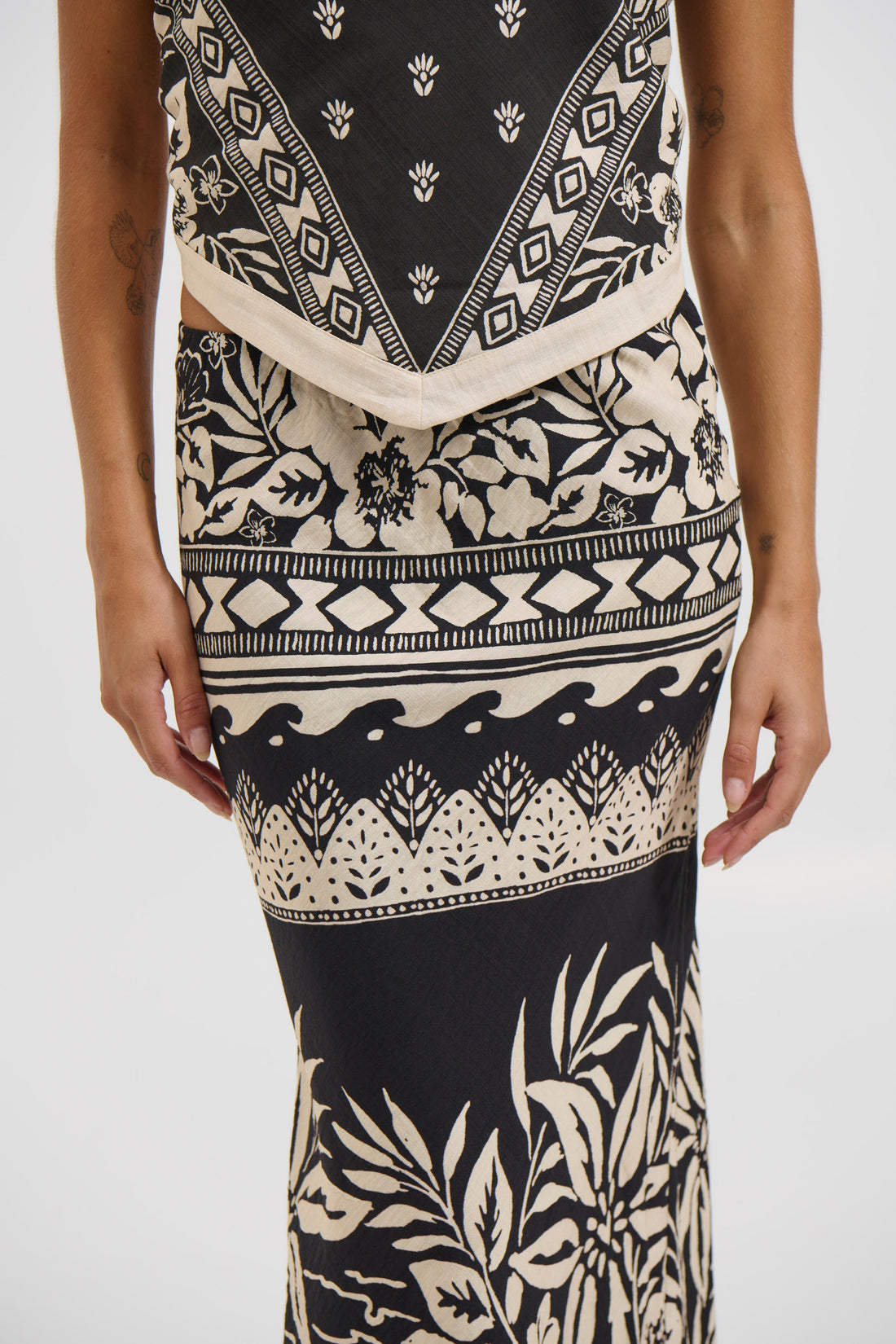Miranto Maxi Skirt Milosa Black