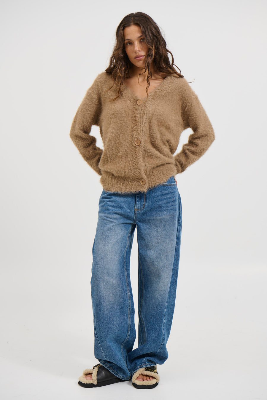 Dionne Cardi Latte