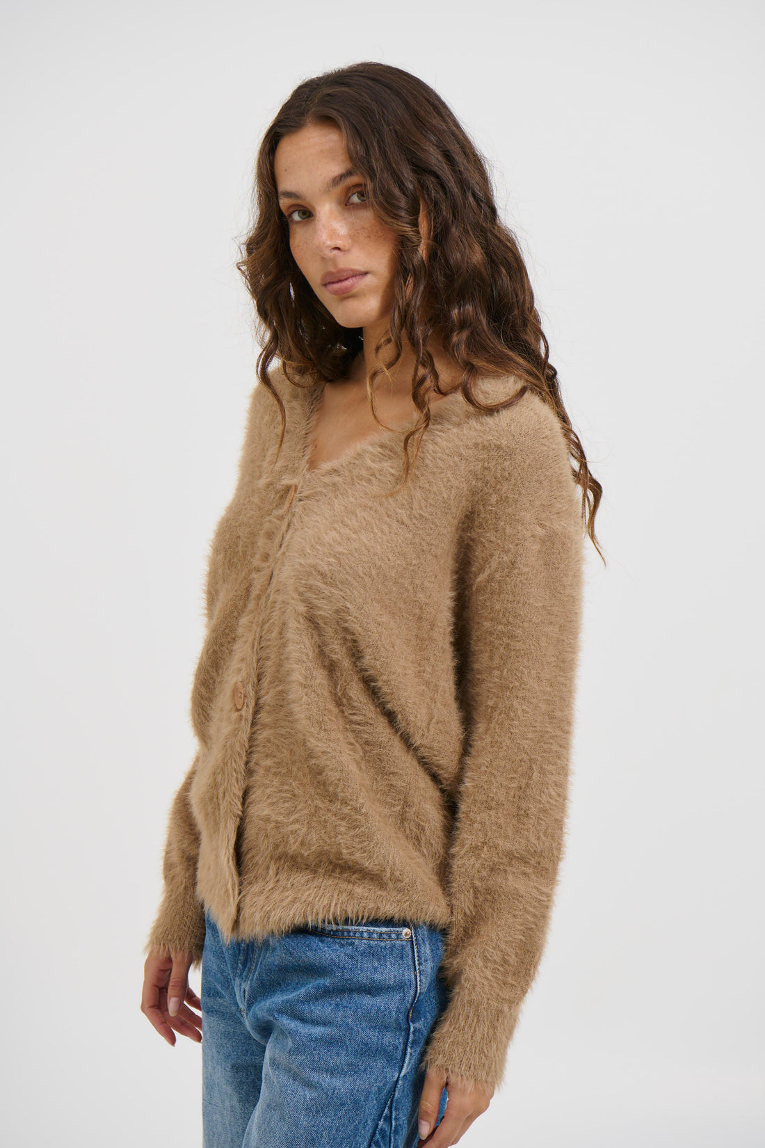 Dionne Cardi Latte