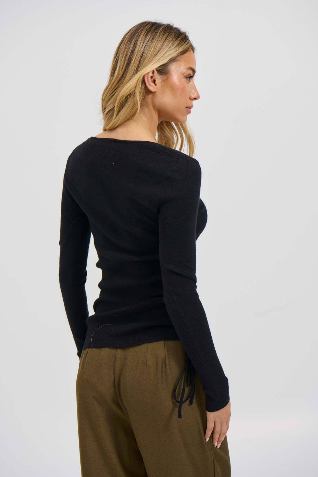 Samara Top Black