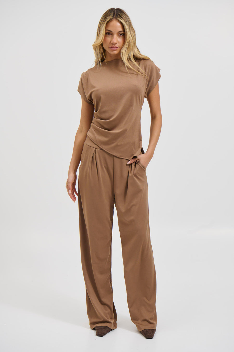 Kaia Set Latte