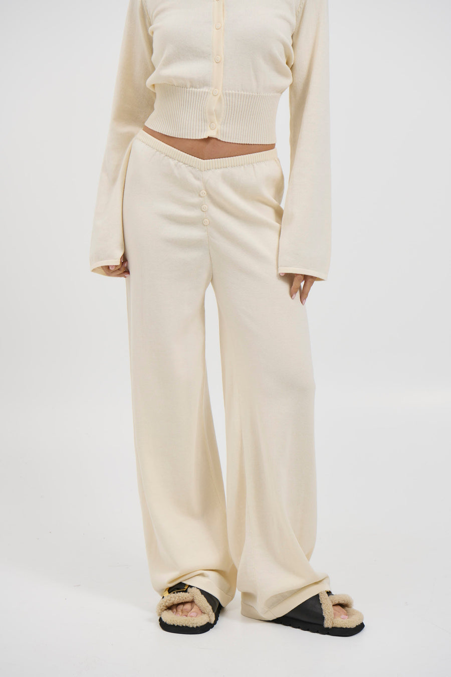 August Button Pant Cream