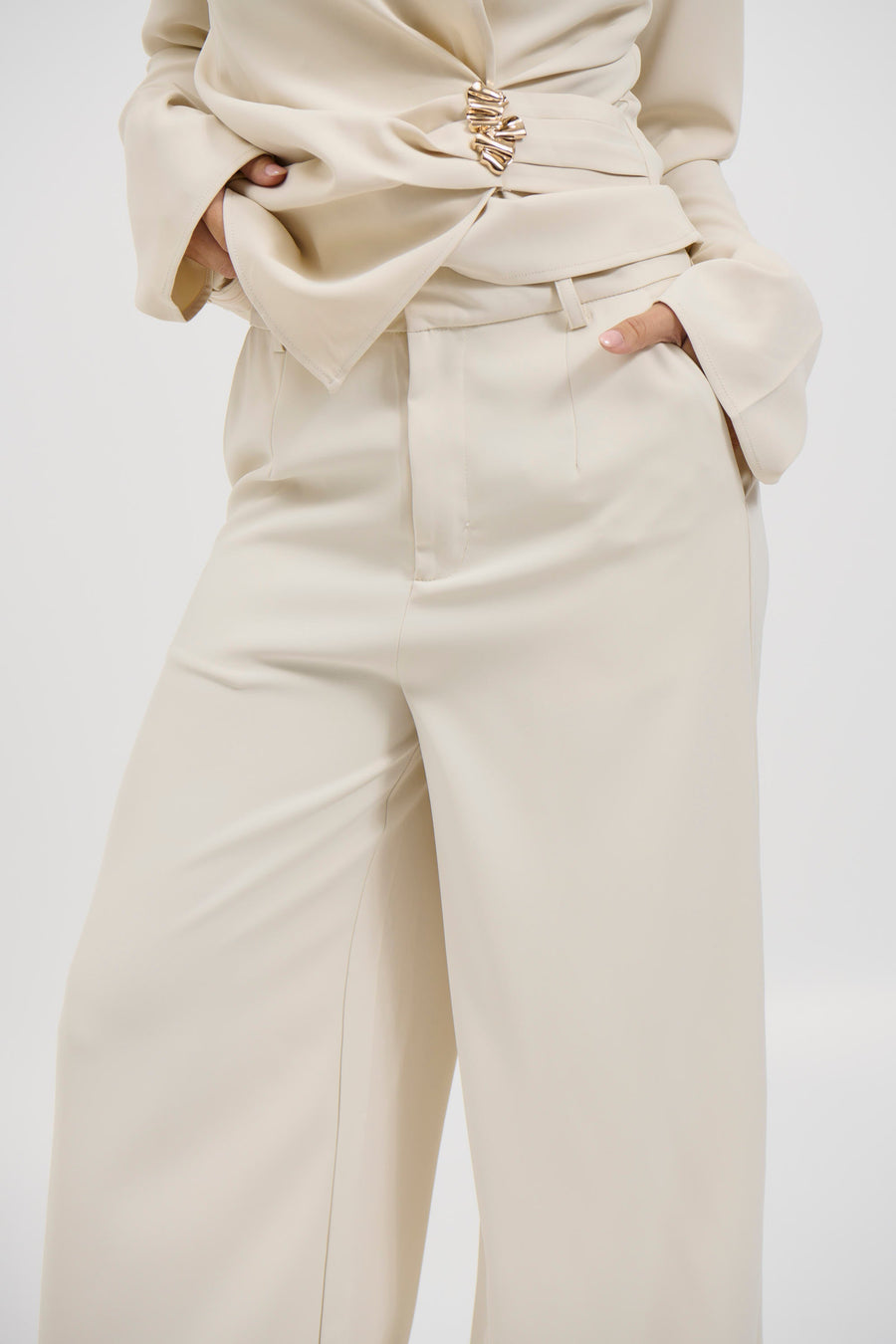 Sharna Pant Ivory