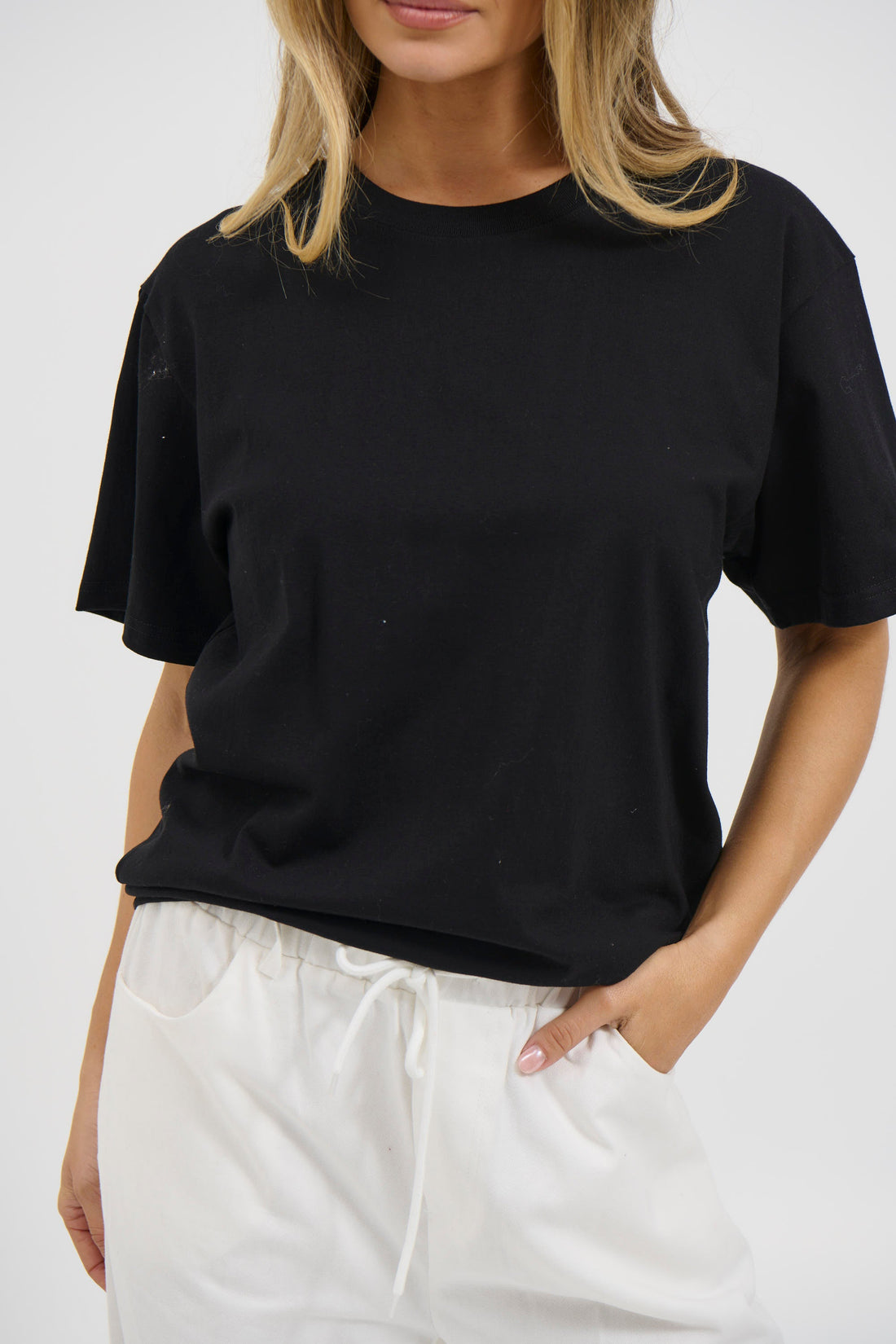 Lily Classic Tee Black