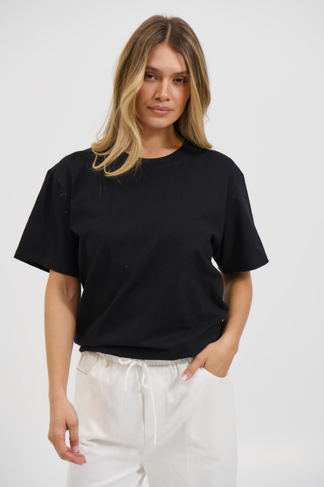 Lily Classic Tee Black