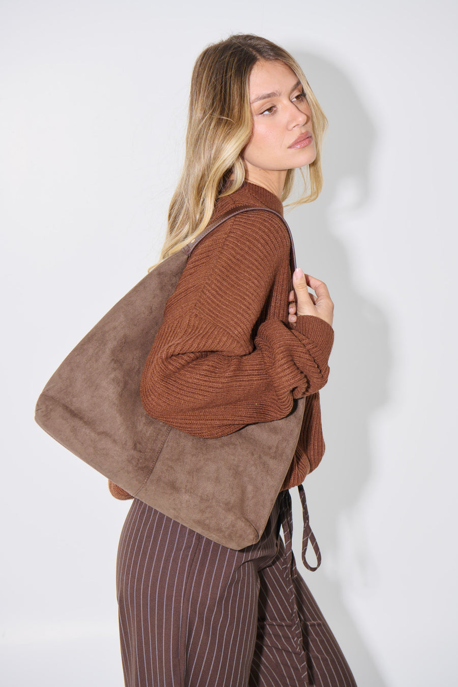 Unisex Drop Sleeve Heavy Knit Choc