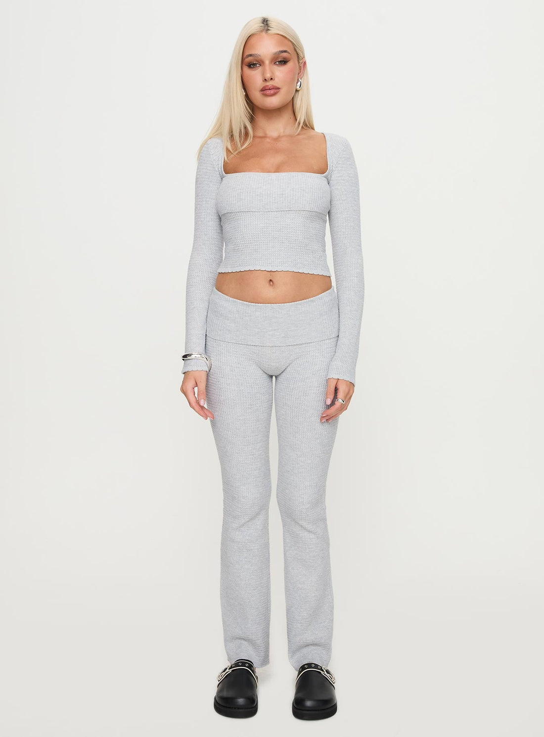 Closed Eyes Flared Pant Grey