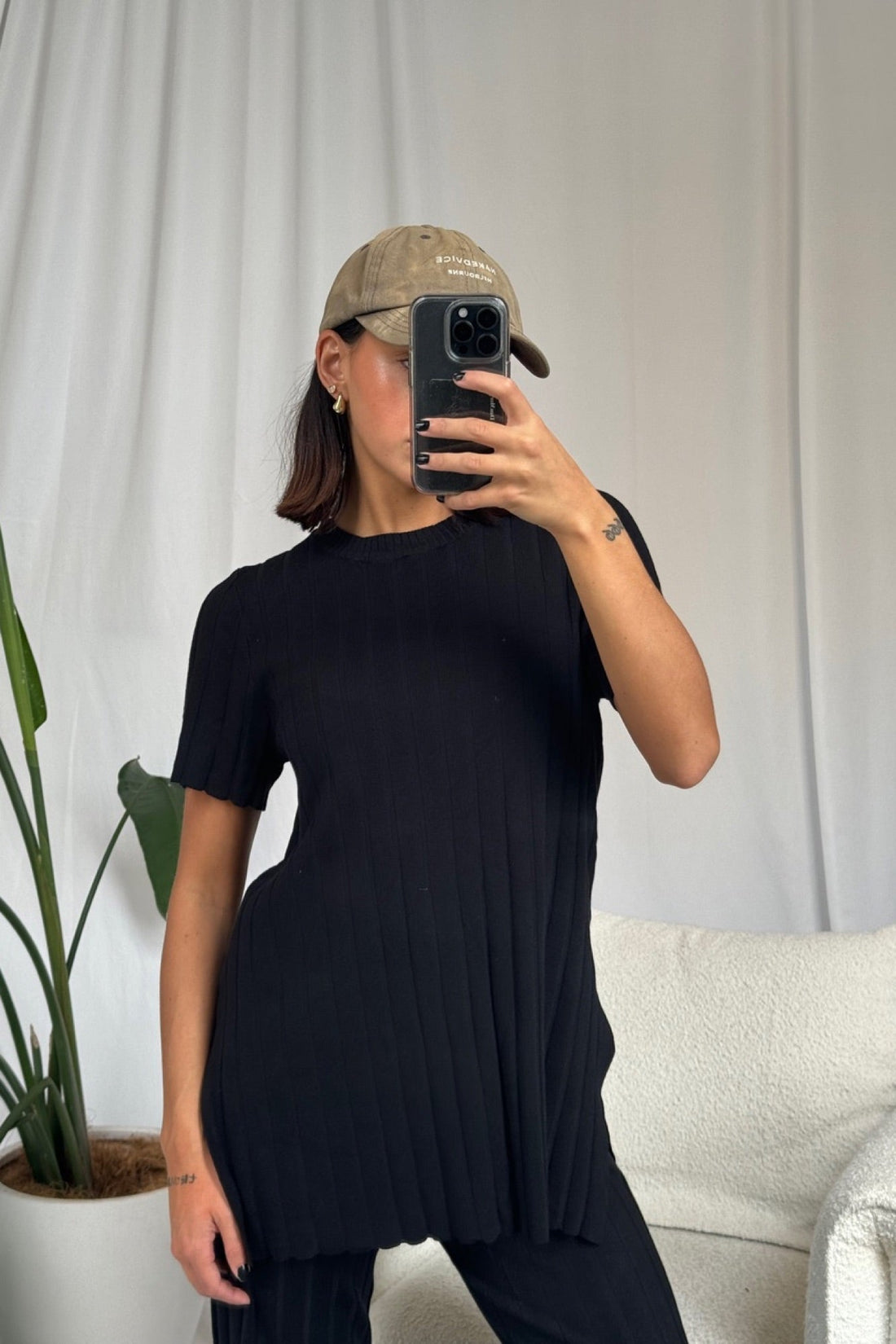 Leighton Ribbed Top Black