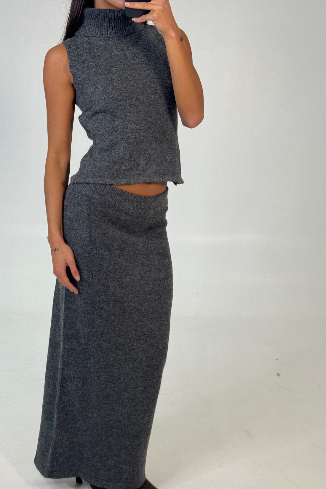 Soraya Set Dark Grey