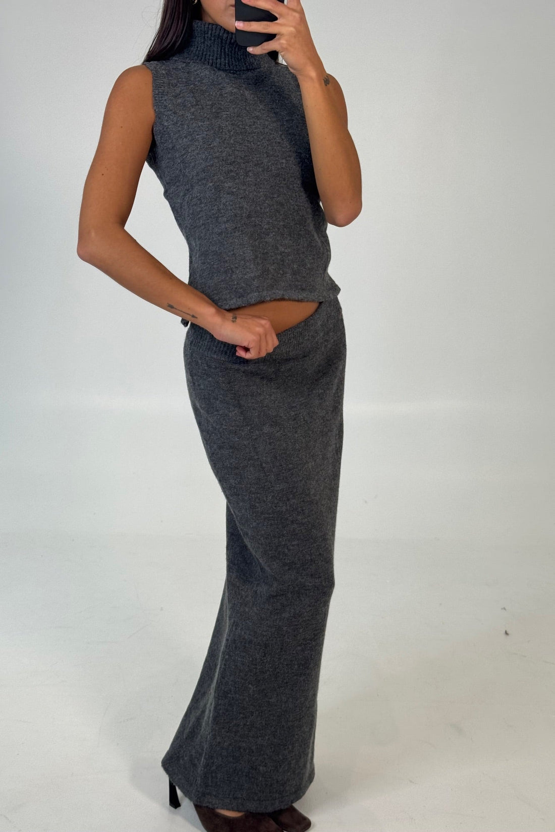 Soraya Set Dark Grey