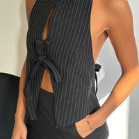 Butterfly Tie Top Onyx Pinstripe